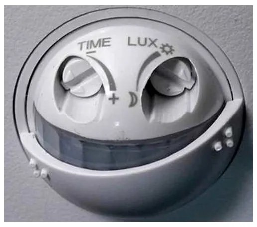 LED Kültéri fali lámpa érzékelővel LED/15W/230V IP54