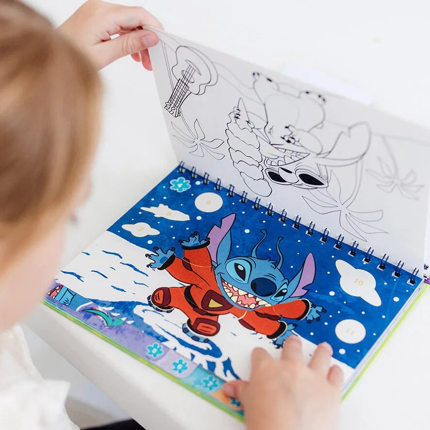 Disney Lilo és Stitch, A csillagkutya Alien matricás kreatív szett