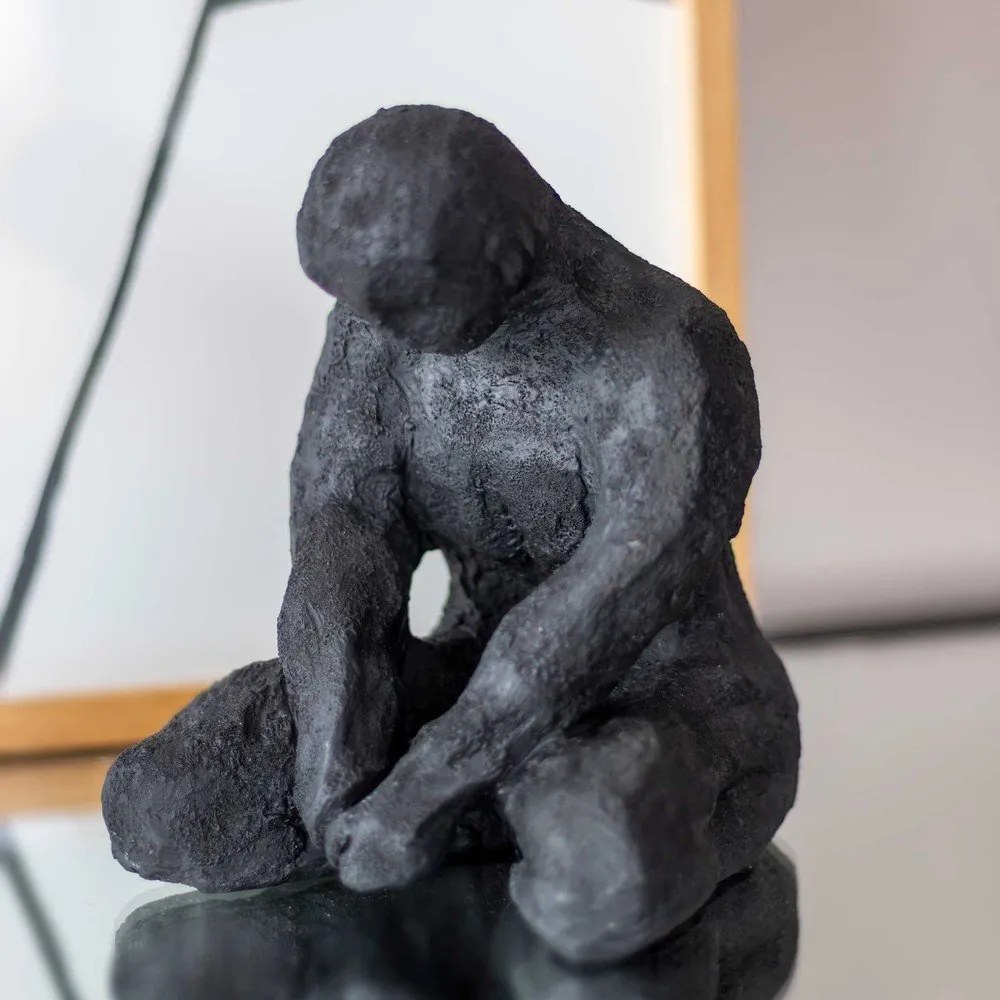 Poligyanta szobor (magasság 15 cm) Meditating Man – Mette Ditmer Denmark