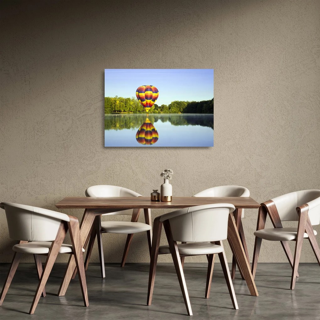 Hőlégballon a tónál képe (üvegen) (70x50 cm)