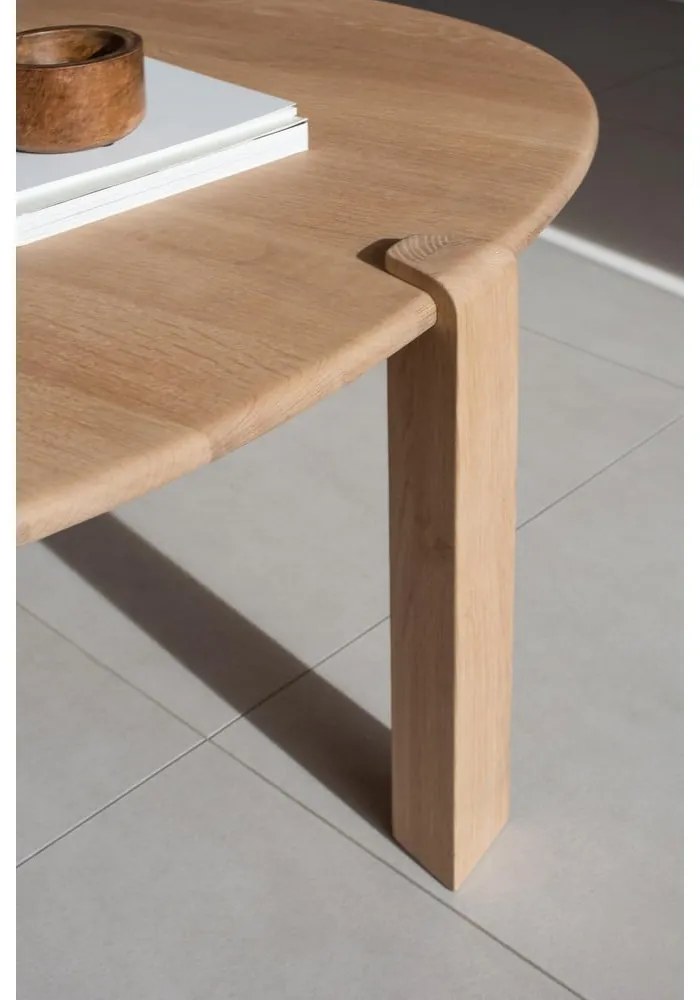 Natúr színű tölgyfa kerek dohányzóasztal ø 100 cm Kulin – Gazzda