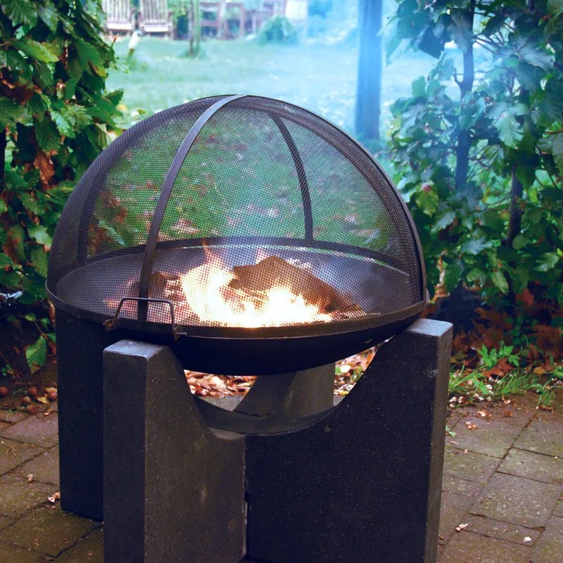 Fém tűzrakó tál, terrazzo gránit állványon, 60 cm átmérőjű