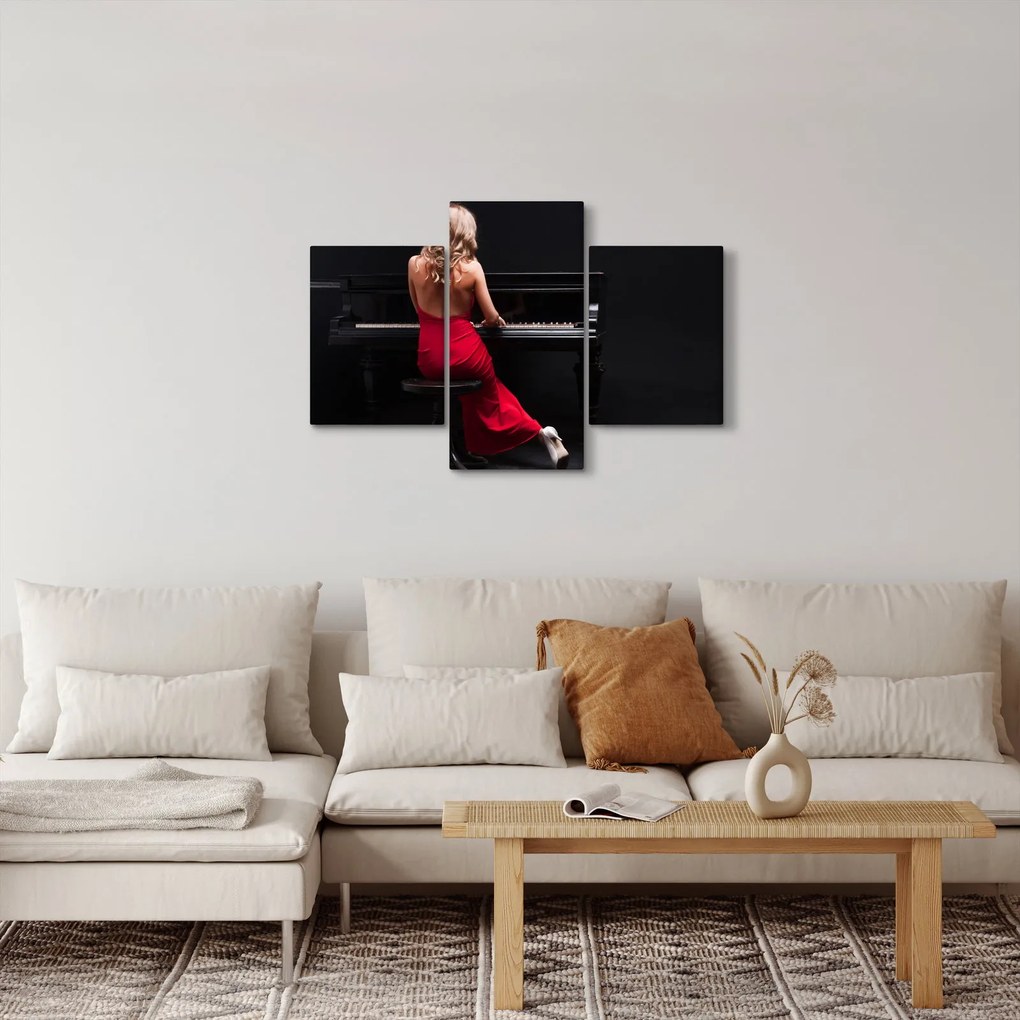 Egy zongorán játszó nő képe (90x60 cm)