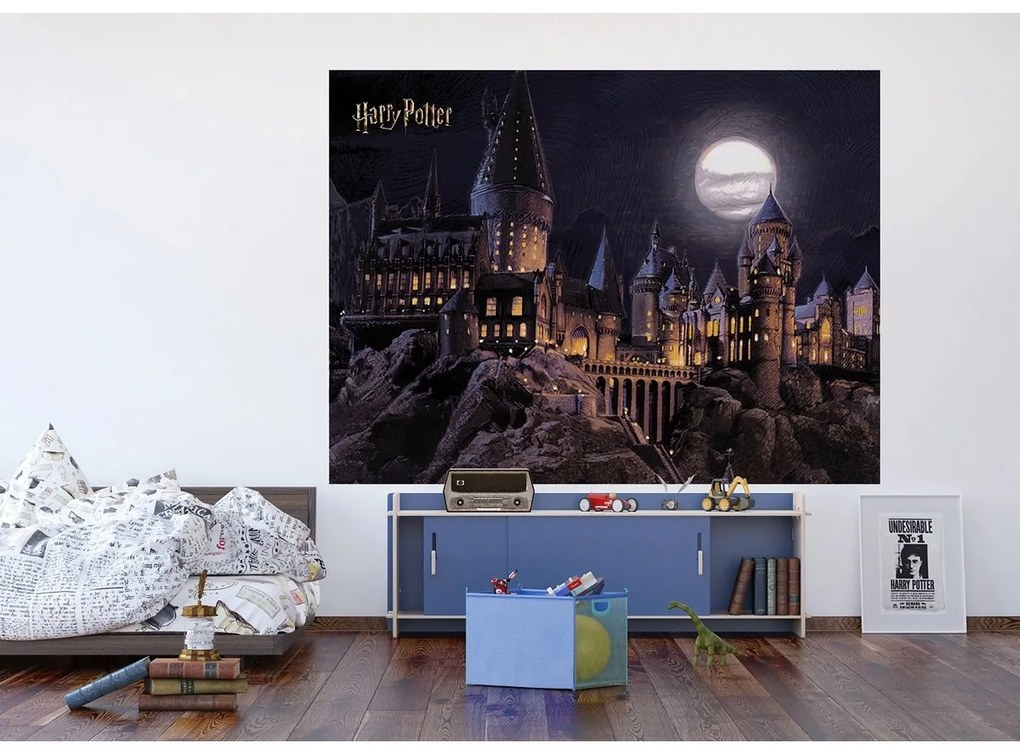 Gyerek fotótapéta Harry Potter Hogwarts Moon 252 x182 cm, 4 részes