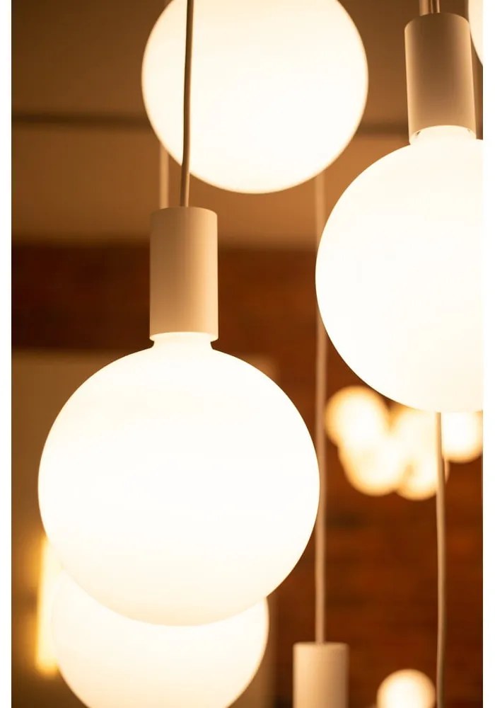 Meleg színű LED dimmelhető izzó E27, 8 W Sphere – tala