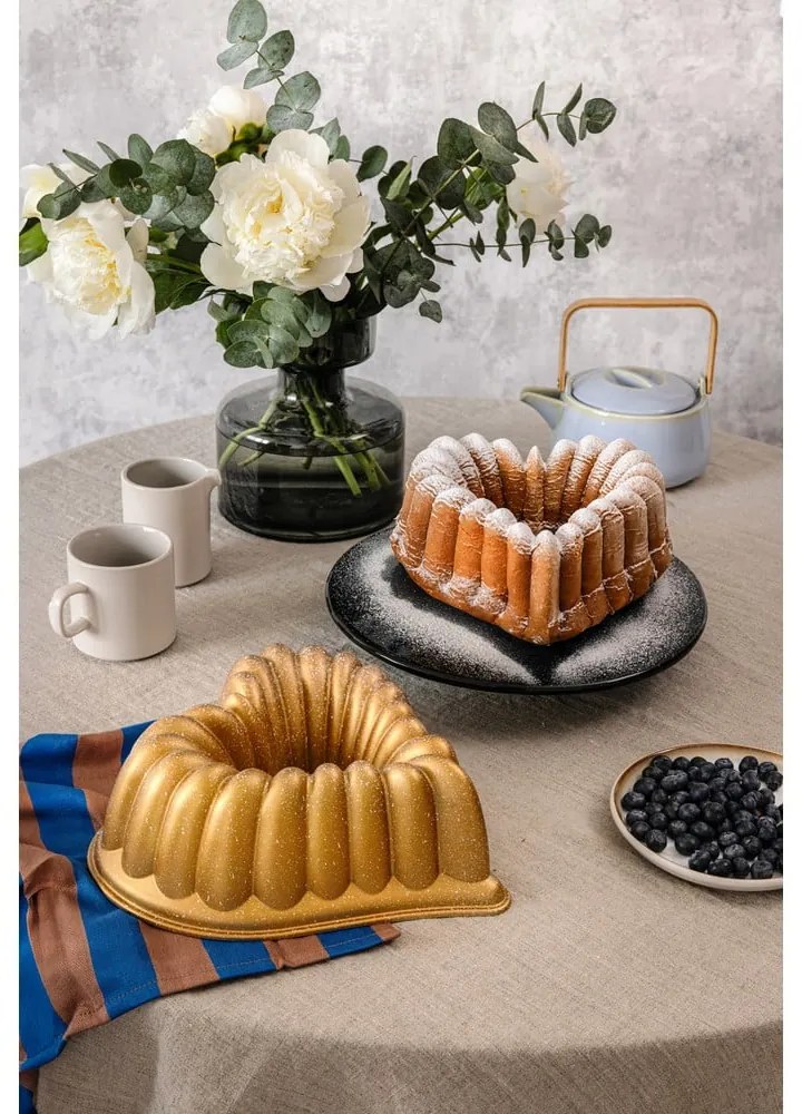 Kék porcelán teáskanna 1 l Juna – Premier Housewares