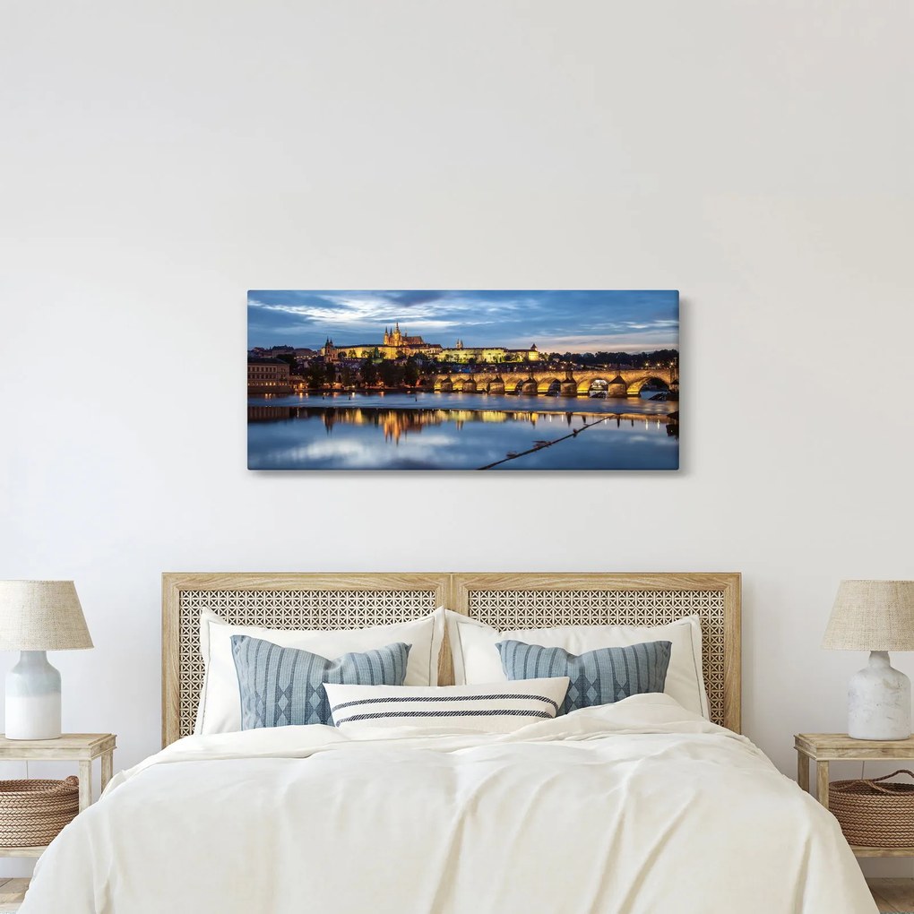 A prágai vár és a Károly-híd képe (120x50 cm)