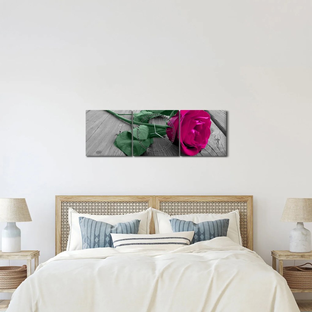 Kép - Rózsaszín rózsa zöld szárral (órával) (90x30 cm)