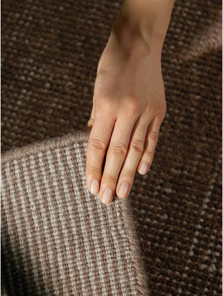 Barna kézi szövésű gyapjú szőnyeg 200x300 cm Greenwich – Ted Baker