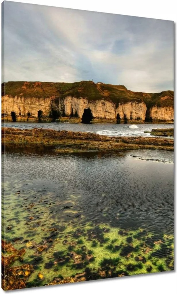 Vászonkép 70x100 Felhők a sziklák felett