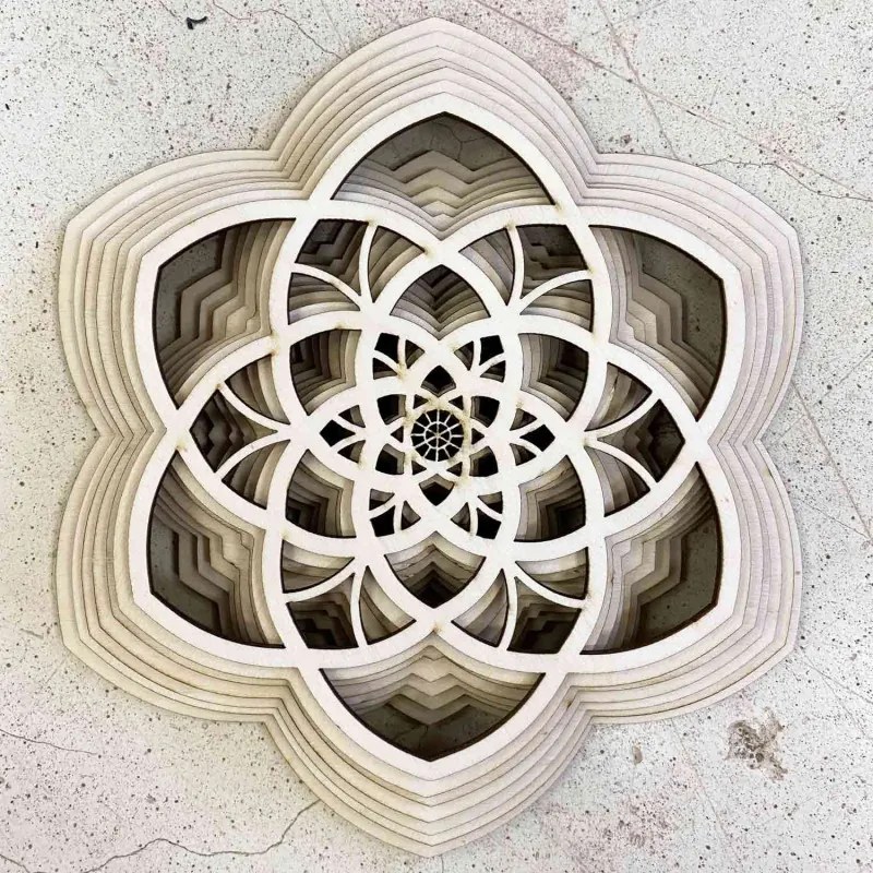 Több rétegű, akár 90 x 100 cm-es fa mandala Harmony