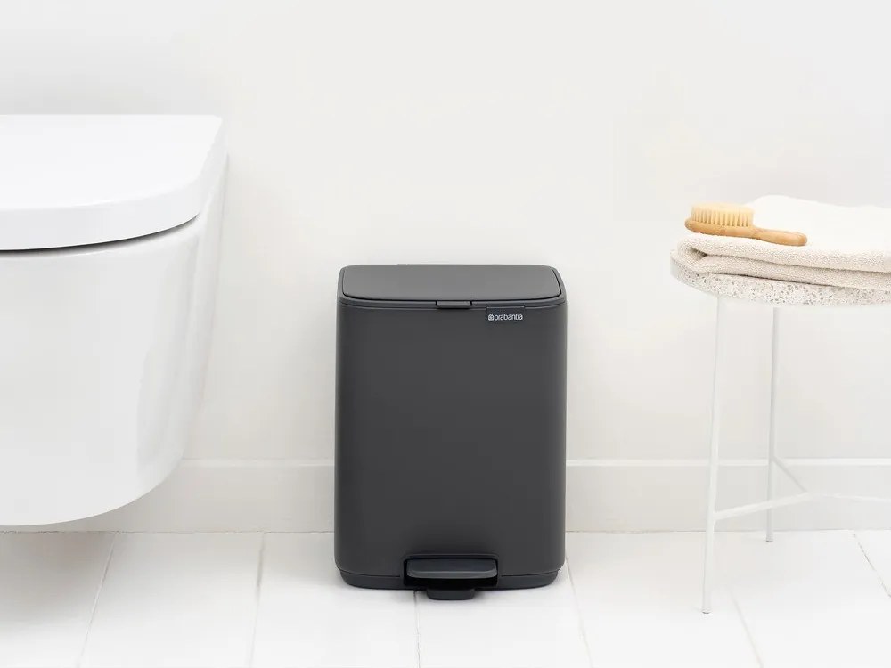 Sötétszürke acél pedálos szemetes 7 l Bo – Brabantia