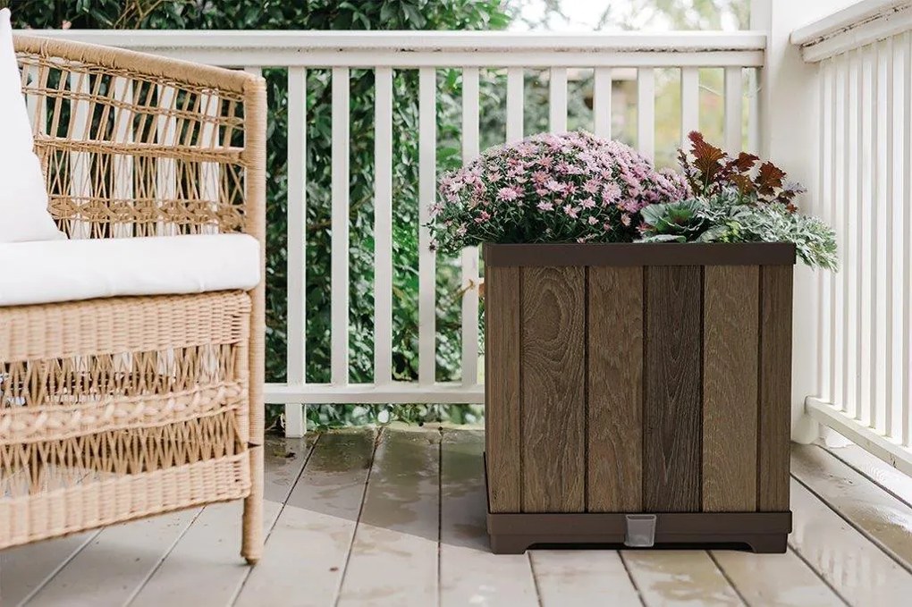 Keter Deco négyzet alakú virágcserép, diófa