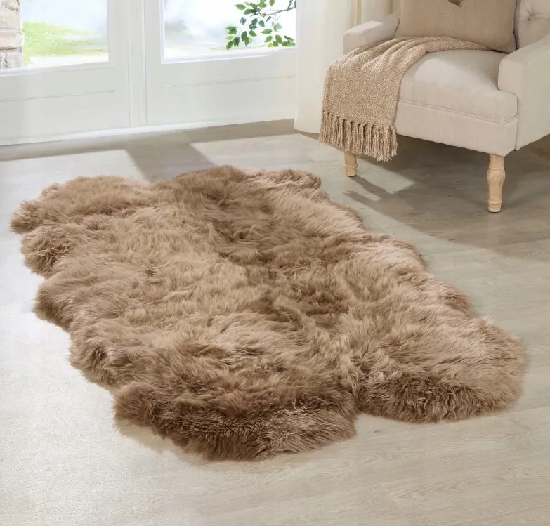 Báránybőr szőnyeg világosbarna színben 100 x 200 cm