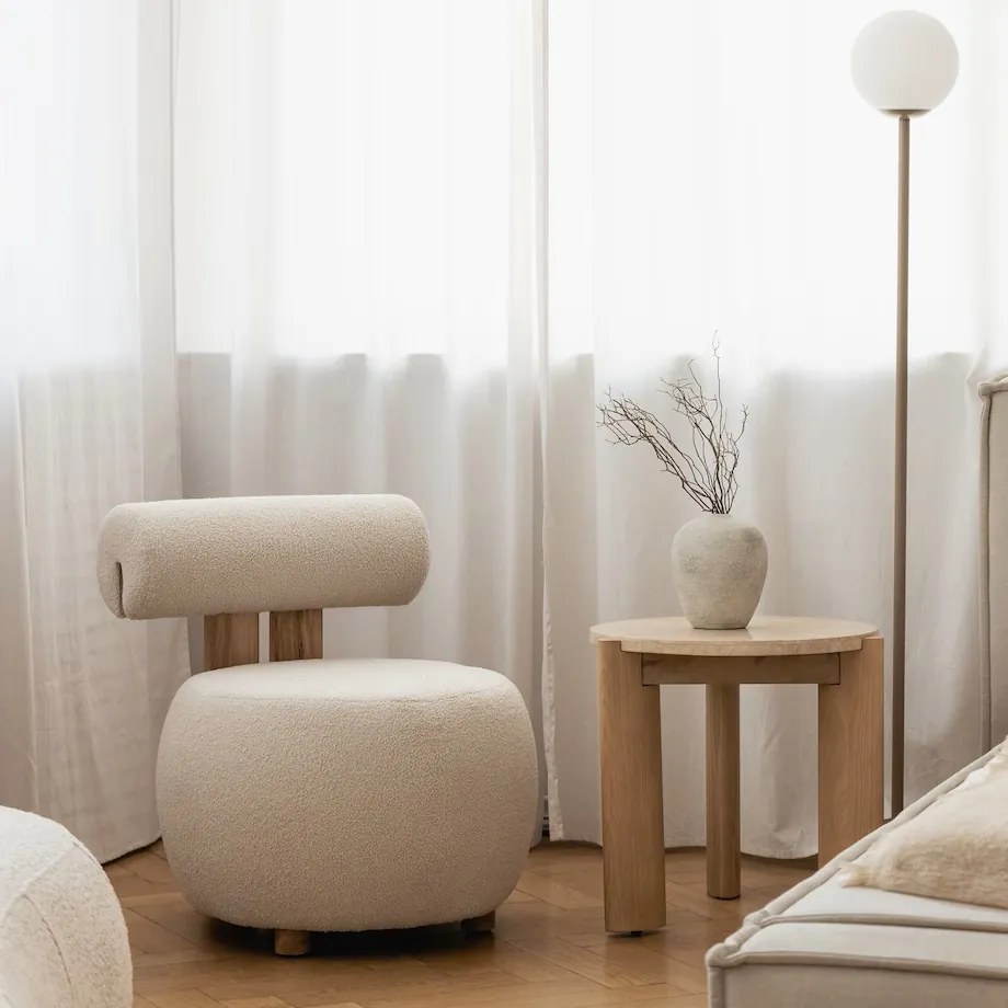 Krém design fotel HANNA, tölgy