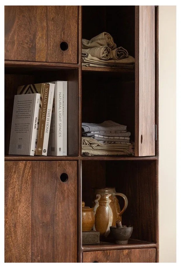 Sötétbarna mangófa szekrény 75x210x45 cm Staes – WOOOD