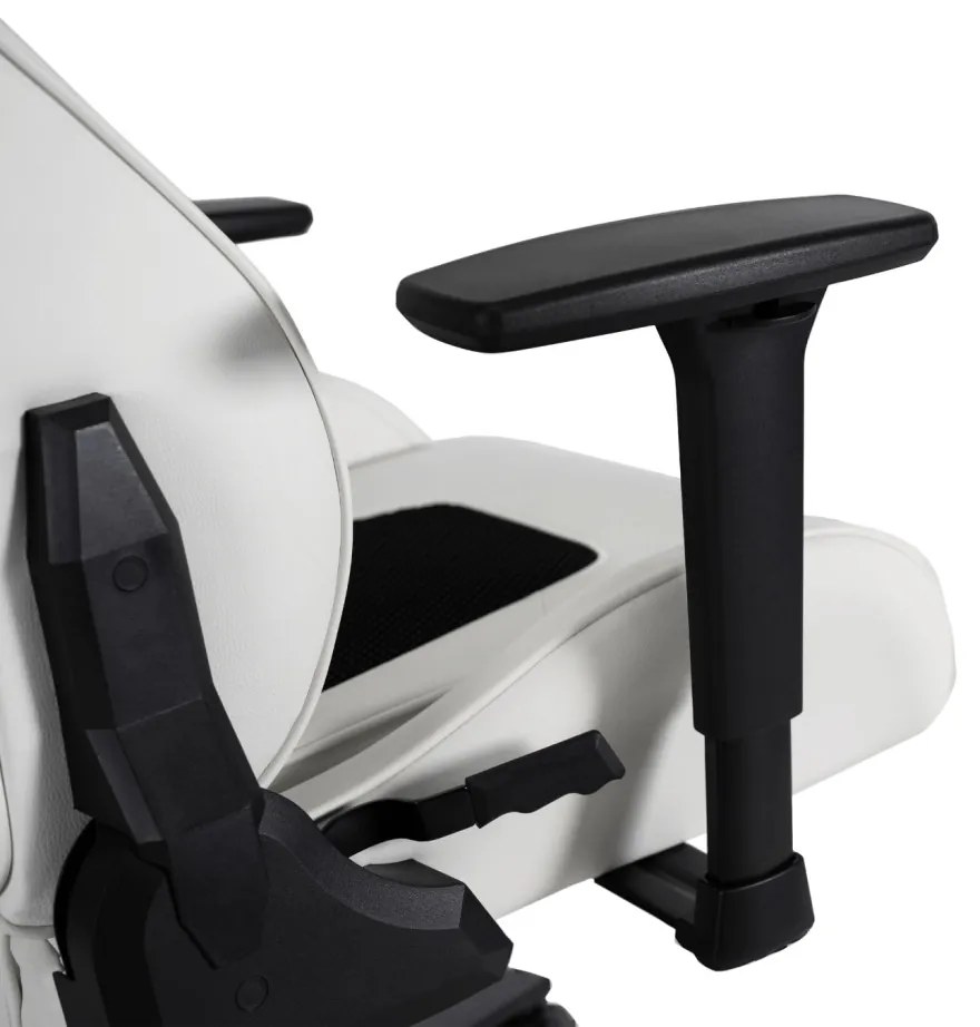 Gamer/Irodai Forgószék Fehér Színben. NEXON