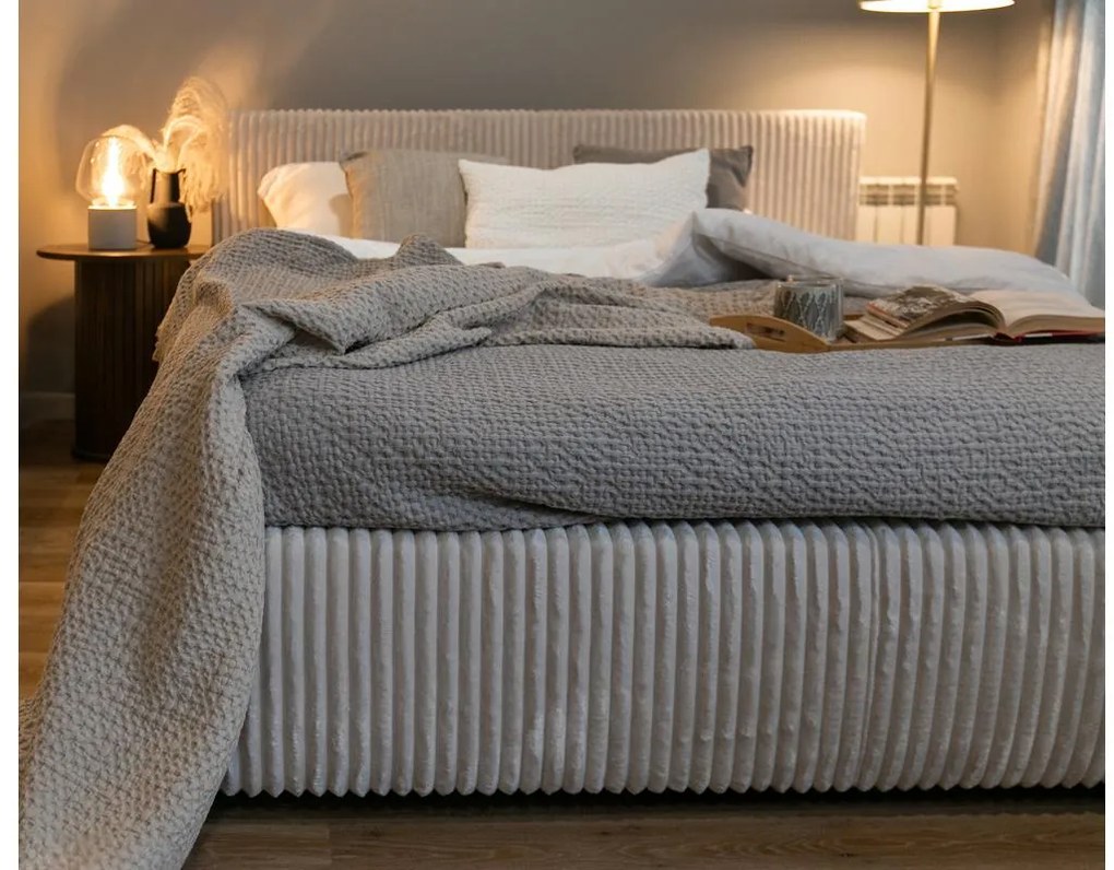 Franciaágy 180 cm Tulia 180  (krém + fekete). Akció -19%. 1100274