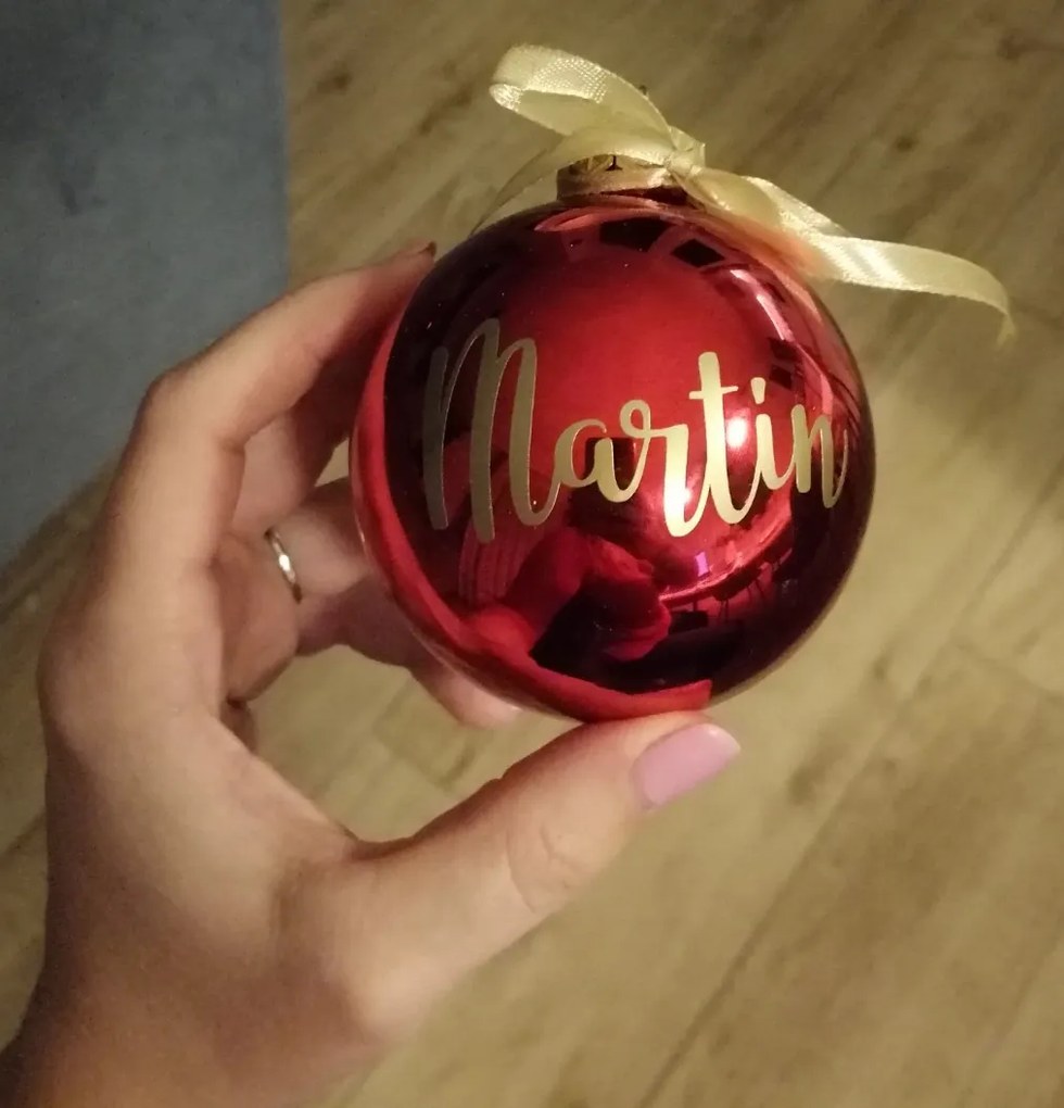 egyedi karácsonyi üveg gömb dísz (Felirat színe: ezüst)