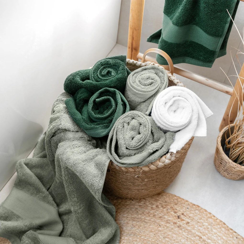 Goldea bambuszszálas törölköző és fürdőlepedő - zsálya színű 50 x 100 cm