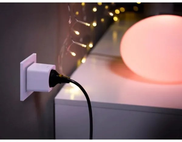 KÉSZLET 3x Okos konnektor Philips Hue Intelligens dugó EU SCHUKO