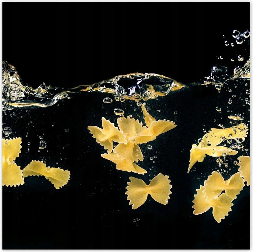 Poszterek 100x100 Tészta forró vízben