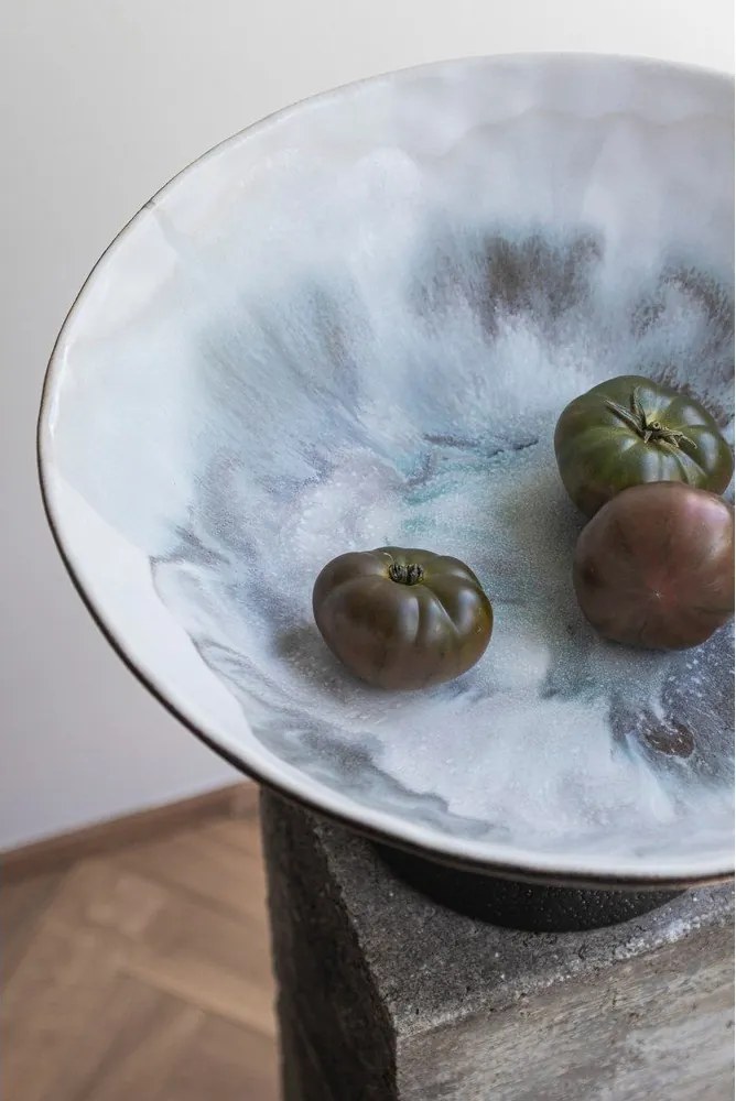 Fekete-elefántcsont színű kőedény tál ø 31,5 cm By Hand – Mette Ditmer Denmark