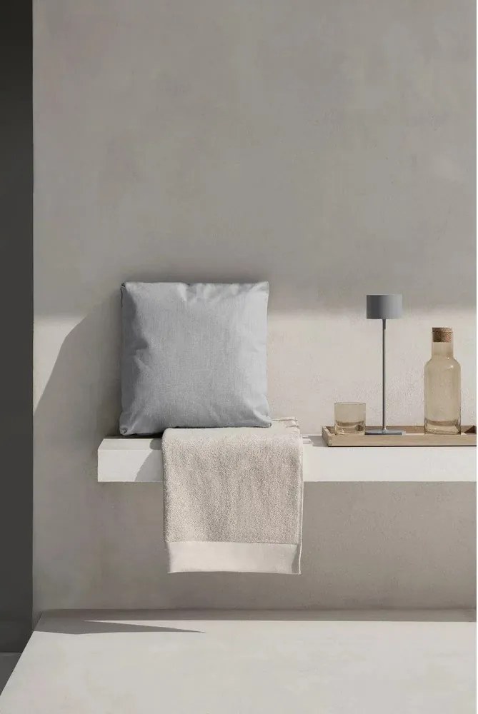 Krémszínű frottír bio pamut törölköző szett 2 db-os 30x50 cm Riva – Blomus