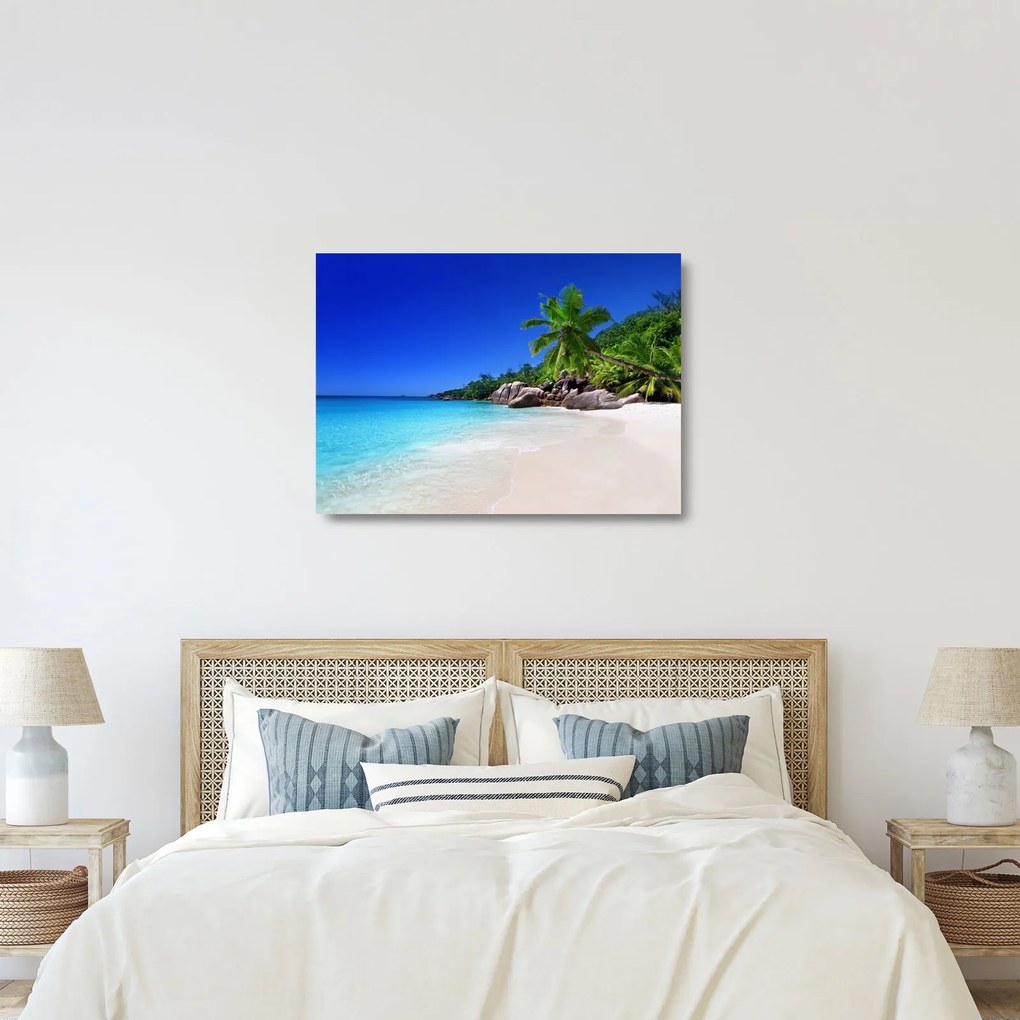Kép a strandról a Praslin szigeten (üvegen) (70x50 cm)