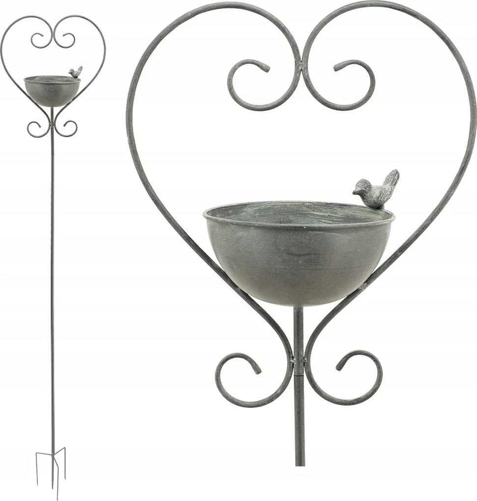 Kerti itató rovarok számára fém szív 138 cm