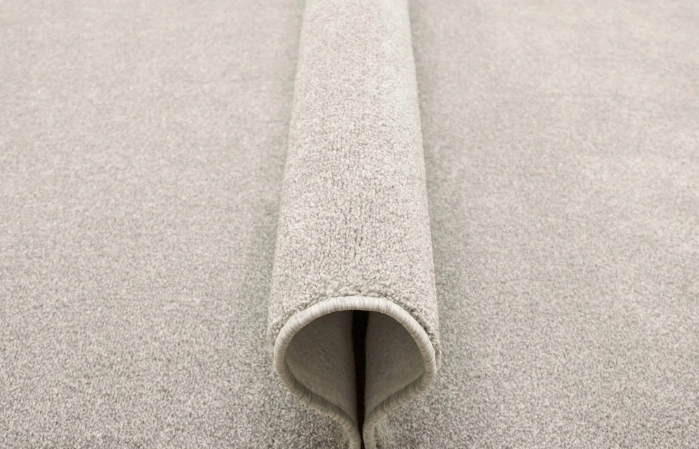 Szőnyeg Világos Szürke Nappaliba Hálószobába Puha Sima Eternity 100x200 cm