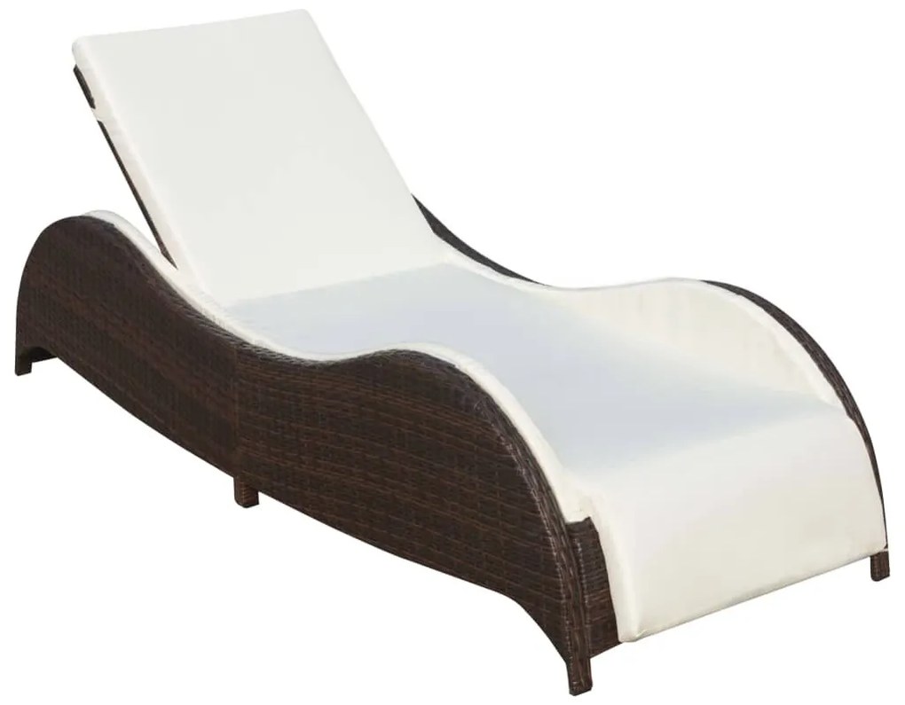 Barna polyrattan napozóágy párnával