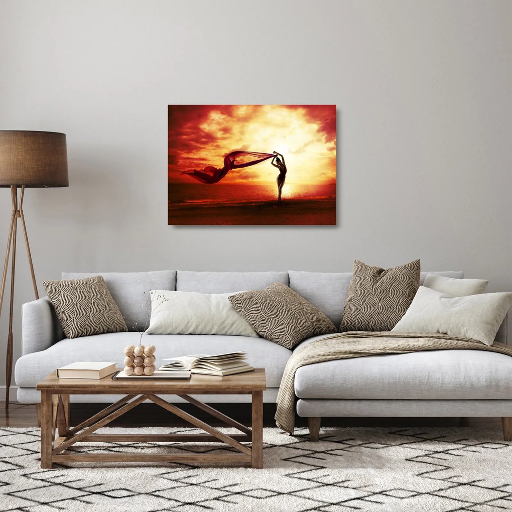 Kép - egy nő sziluettje a naplementében (üvegen) (70x50 cm)