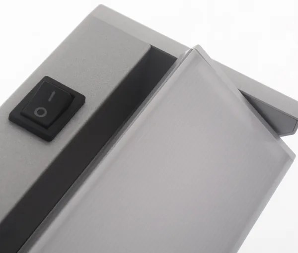 LED Pultmegvilágító LED/10W/230V ezüst