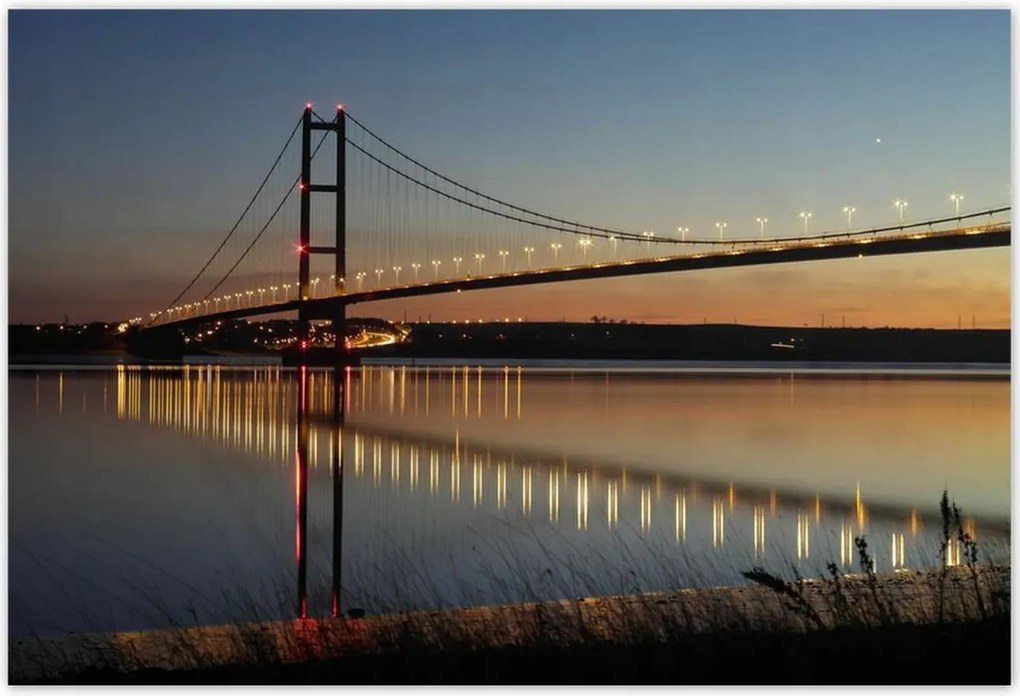 Poszterek 200x135 Kivilágított híd éjszaka