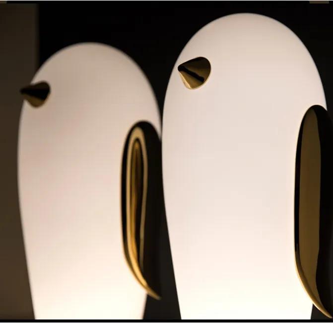 CM Pingvin replica design asztali lámpa