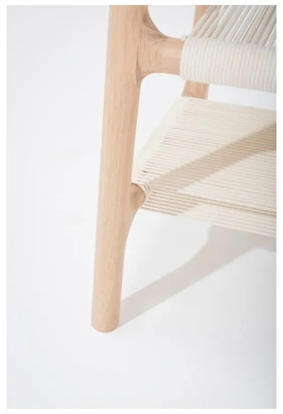 Fawn kisasztal tömör tölgyfa szerkezettel és szürke asztallappal - Gazzda