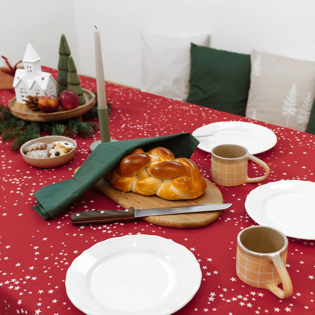 Goldea szögletes terítő valencia - csillagok piroson 100 x 100 cm