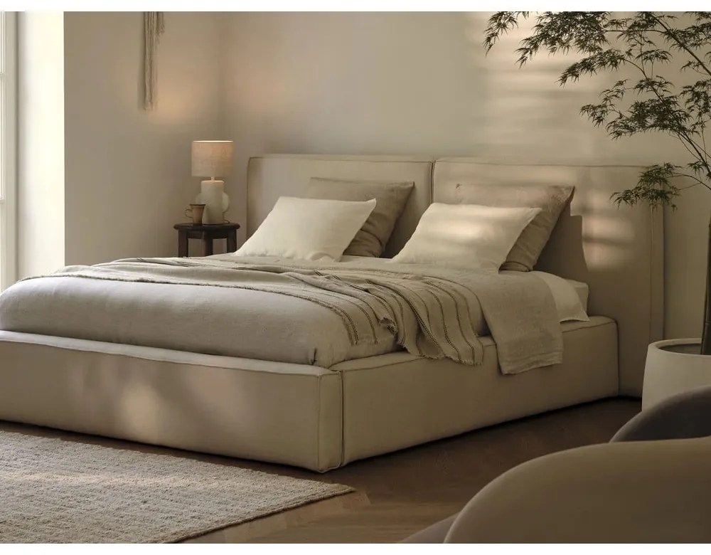 Bézs kárpitozott franciaágy tárolóhellyel, ágyráccsal 200x200 cm Arendal – Cosmopolitan Design