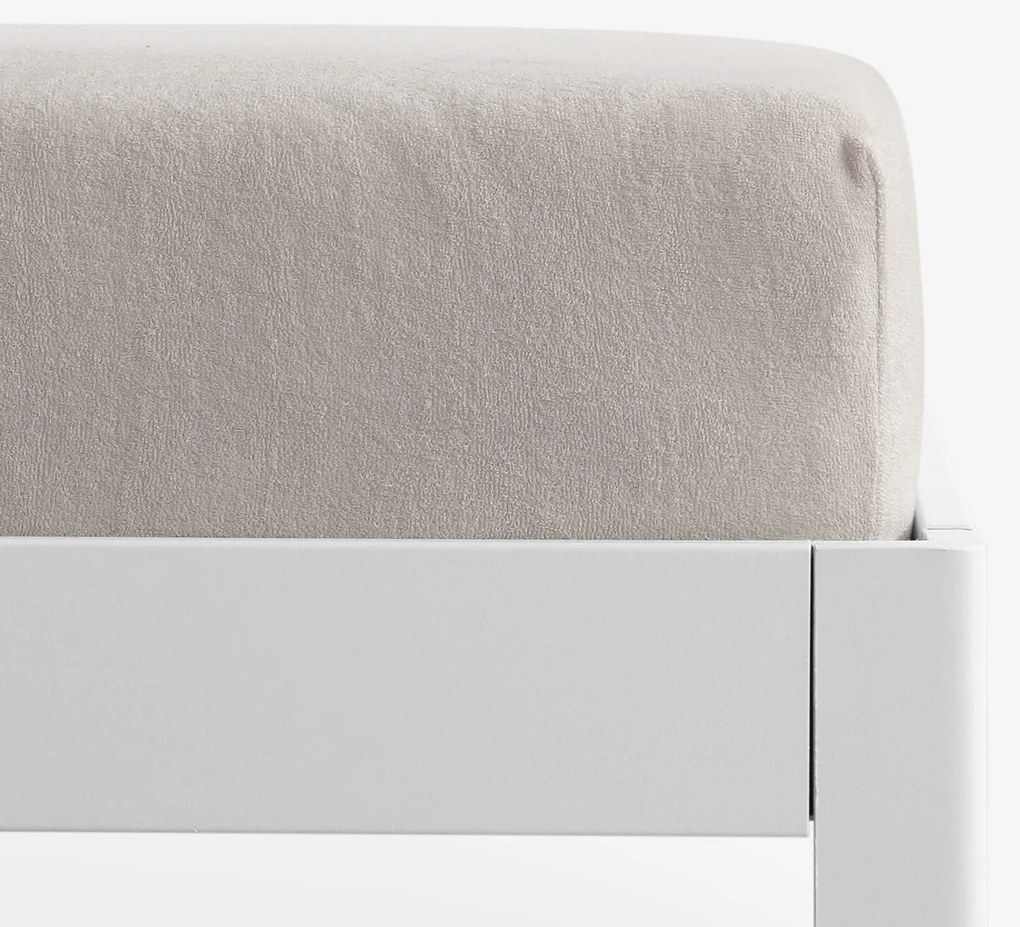 Goldea körgumis nem áteresztő frottír lepedő - szürkésbarna 120 x 200 cm