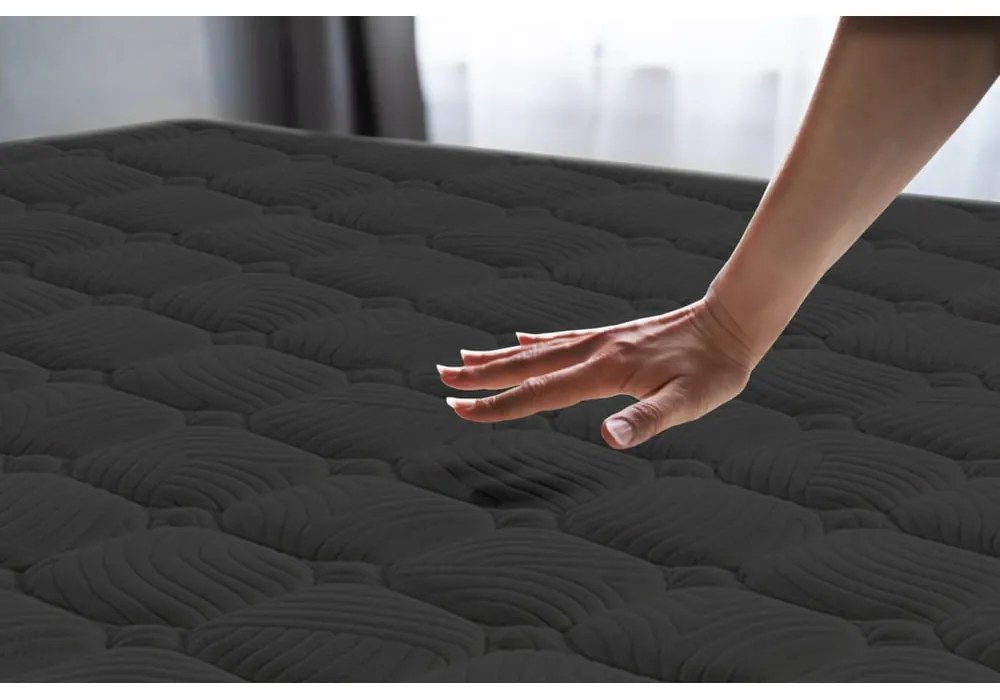 Kemény hab matrac 180x200 cm Air Black – Moonia