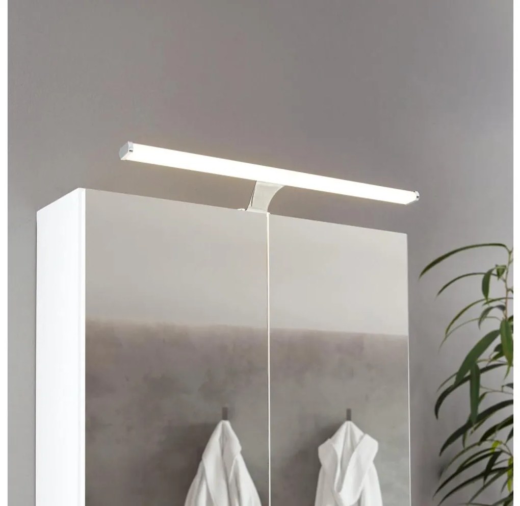 Eglo 98502 - VINCHIO LED fürdőszobai tükörvilágítás 10W 230V IP44