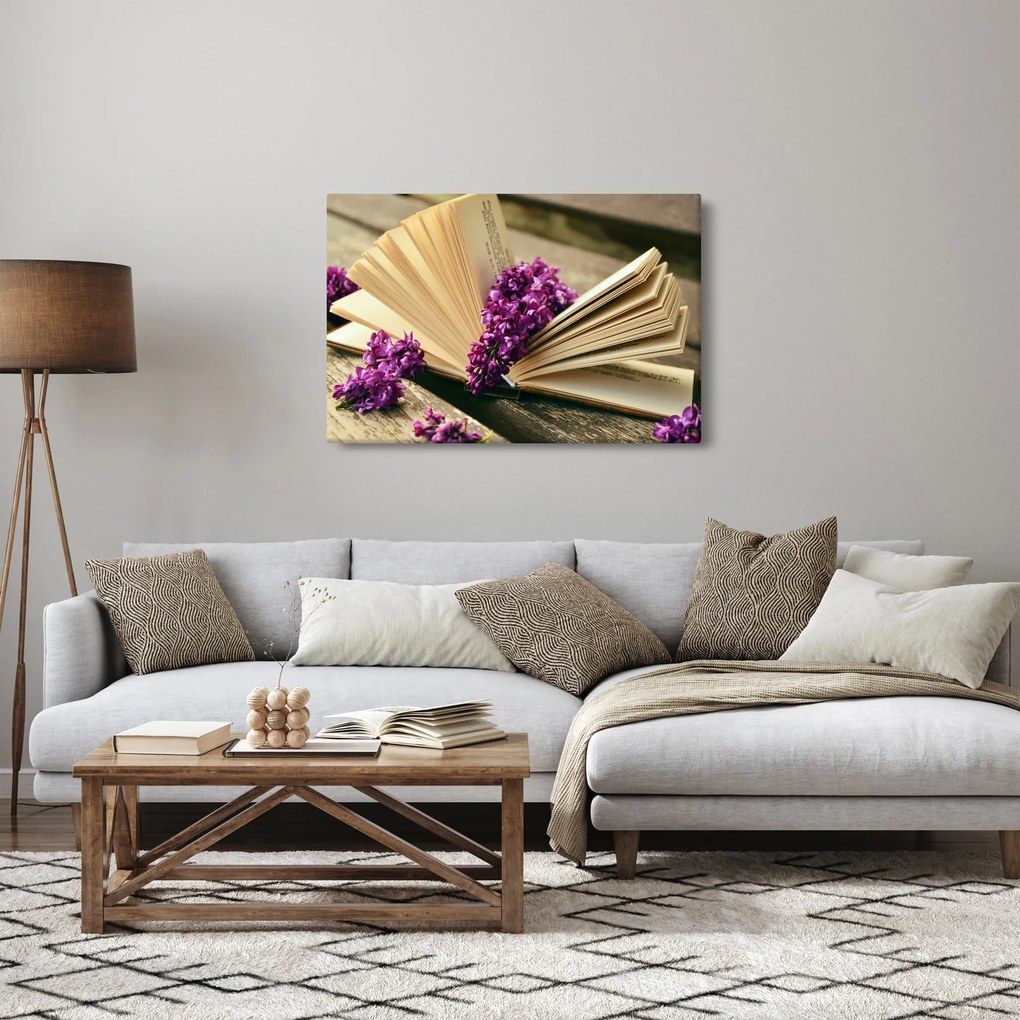 Kép egy könyvröl és a lila virágok (90x60 cm)