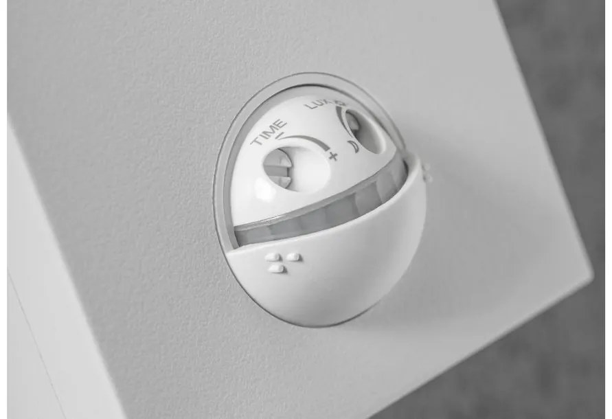 Lámpa Fali lámpa PARIS mozgásérzékelővel ,10W, 900 lm, IP54, AC220-240V, 50/60Hz, fénykibocsátás 140°, hatótávolság 9m,4000K, fehér