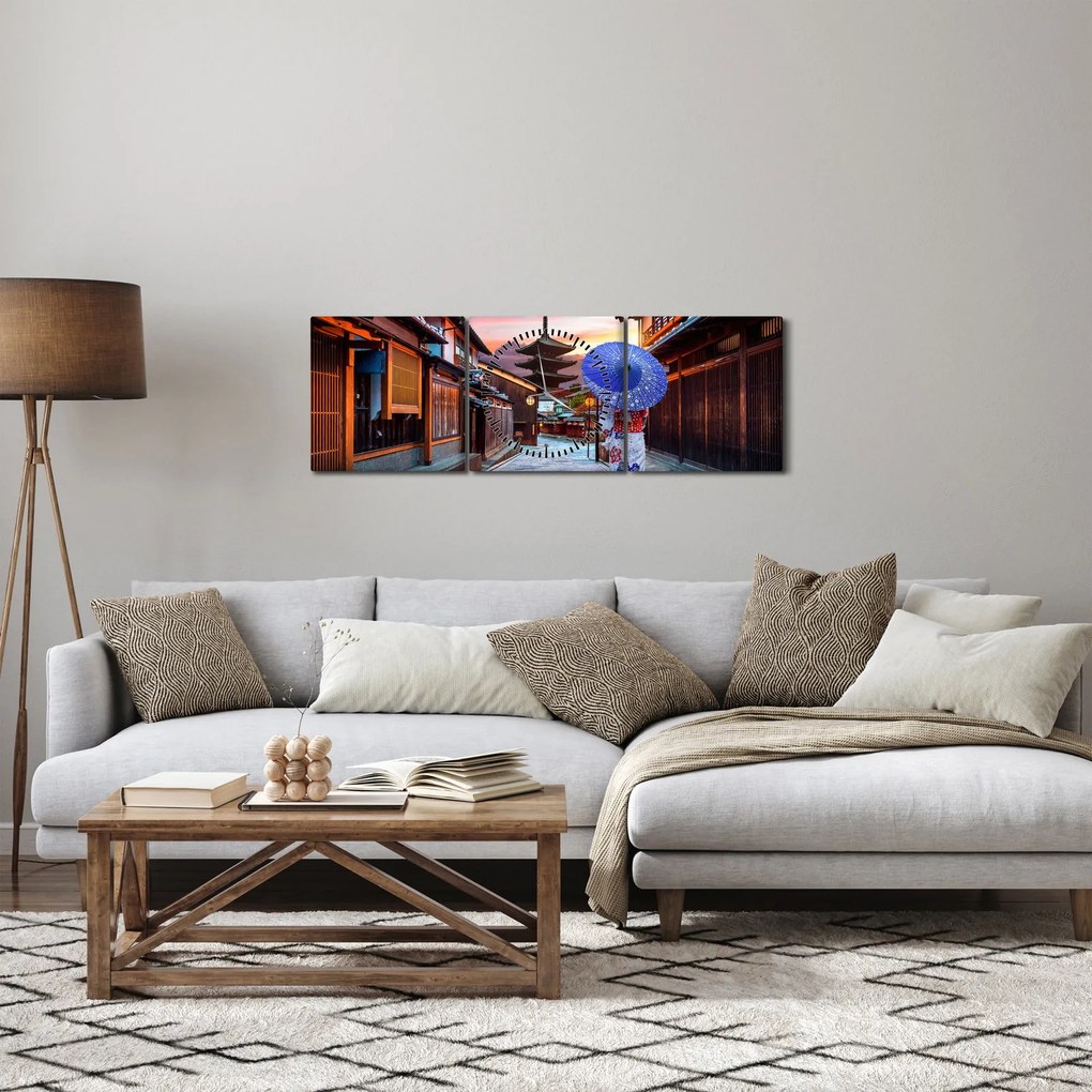 Kép - Ázsiai nő (órával) (90x30 cm)