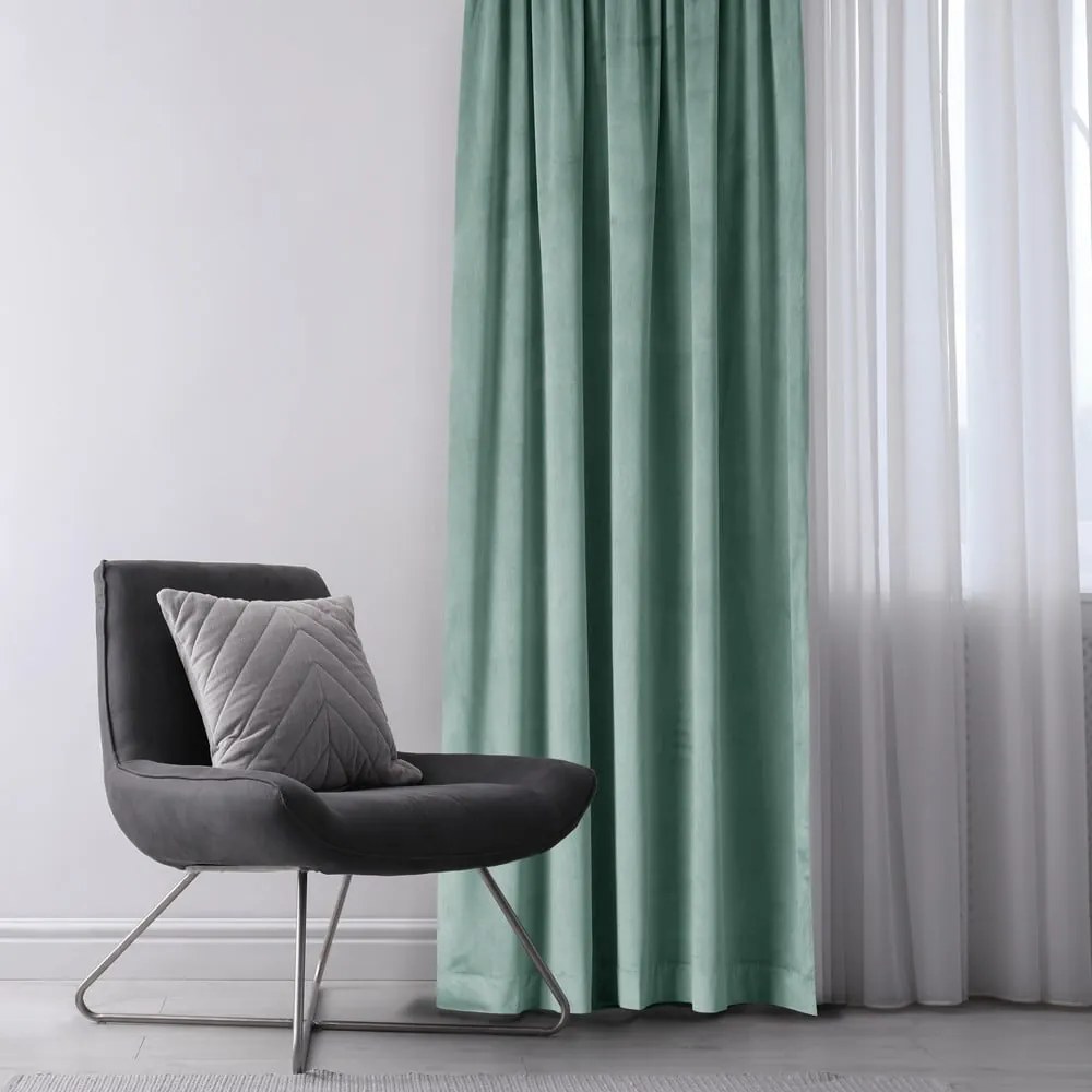 Világoszöld bársony dimout (részleges sötétítő) függöny 140x270 cm Eyelets – Restilo