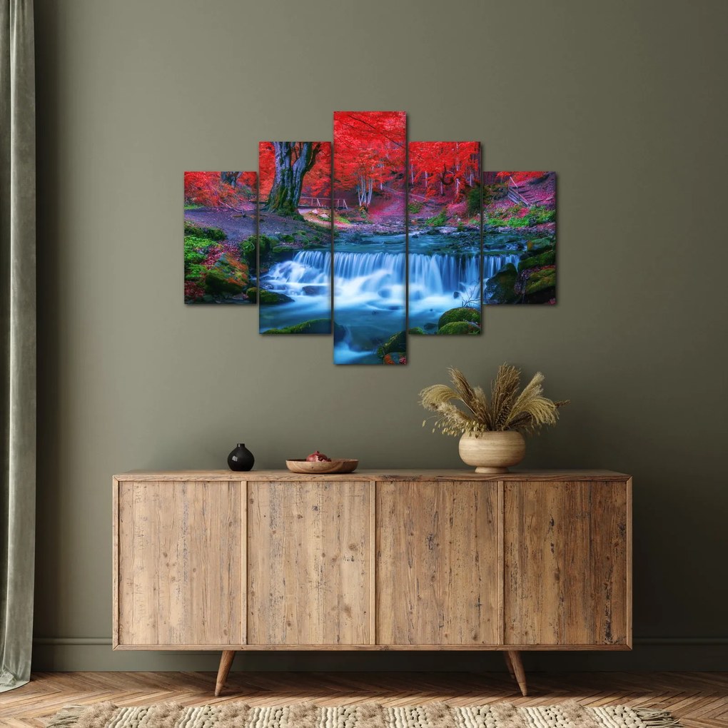 Kép Vízesés egy vörös erdőben (150x105 cm)