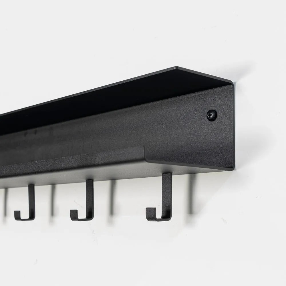 Fekete fém fali fogas polccal 50 cm Easy – Spinder Design