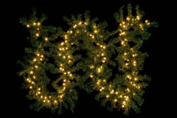 NEXOS Karácsonyi girland világítással 2,7 m 200 LED