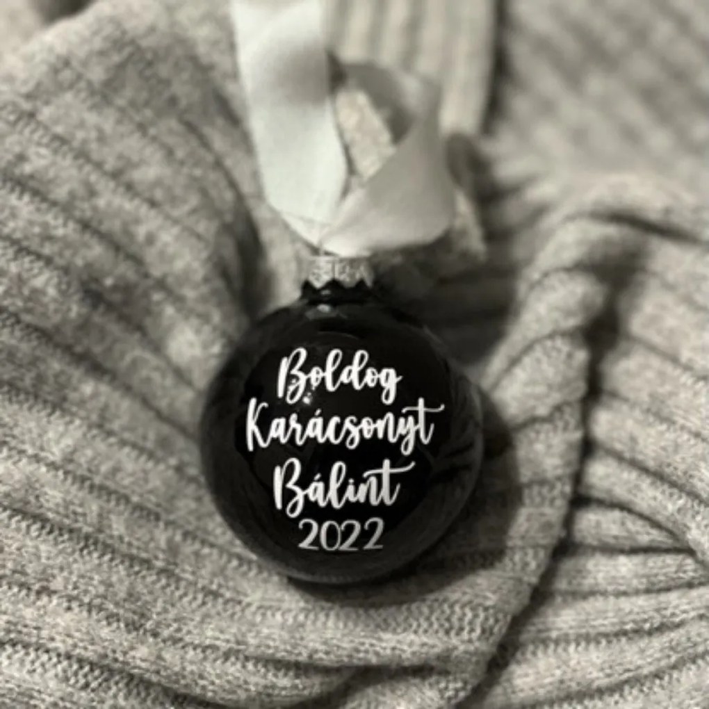 Fényes fekete üveggömb egyedi felirattal 8cm